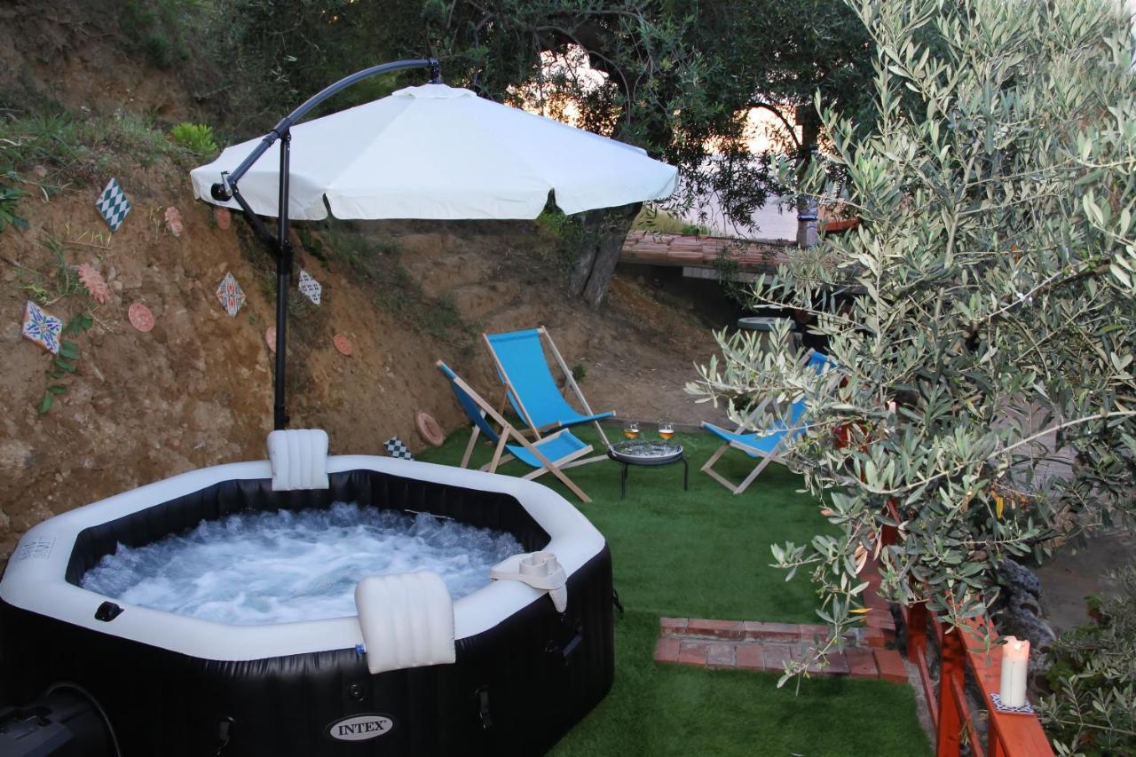 Tenuta Petreria 1 con accesso diretto al mare Santo Stefano di Camastra Esterno foto