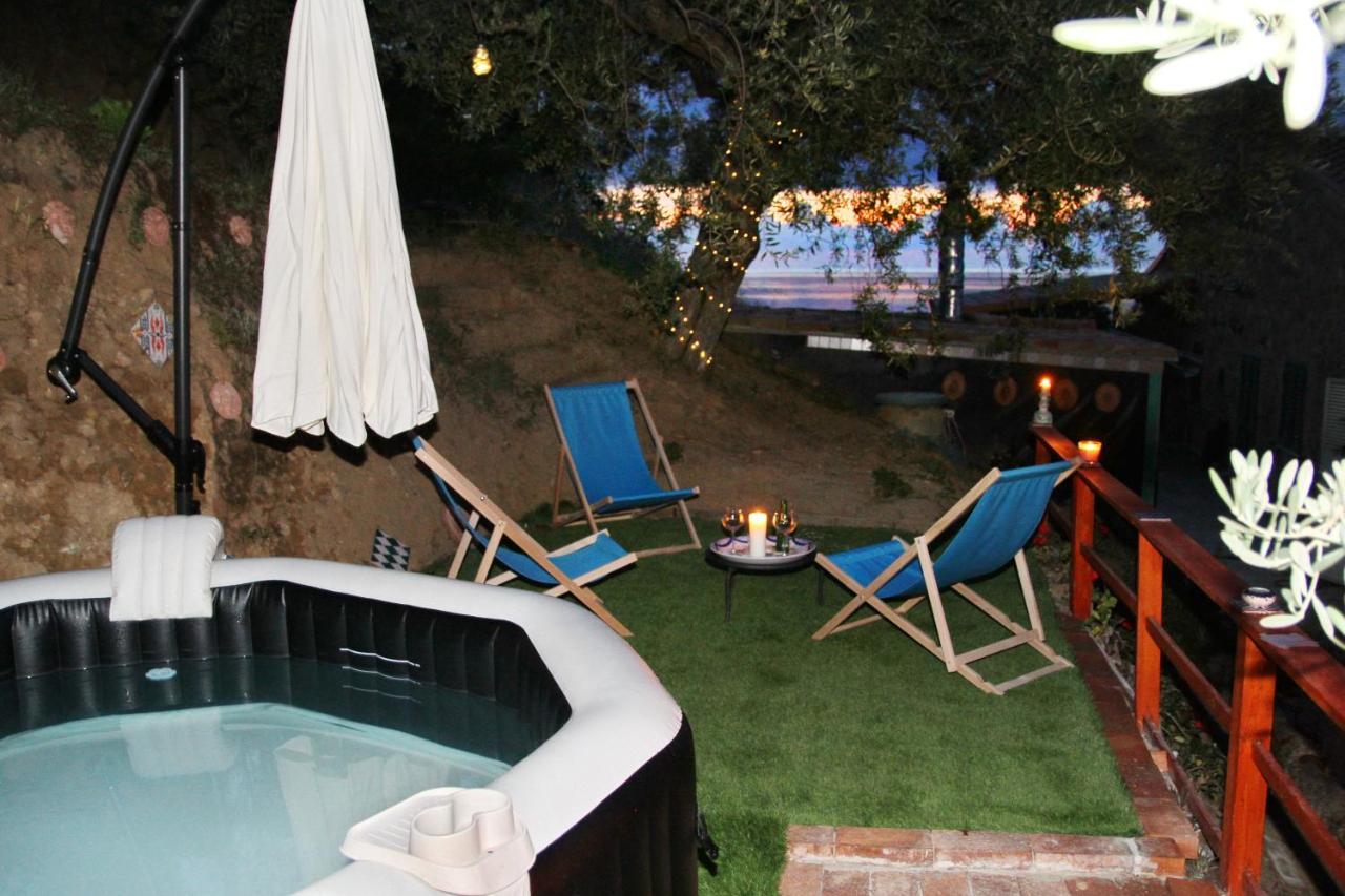 Tenuta Petreria 1 con accesso diretto al mare Santo Stefano di Camastra Esterno foto