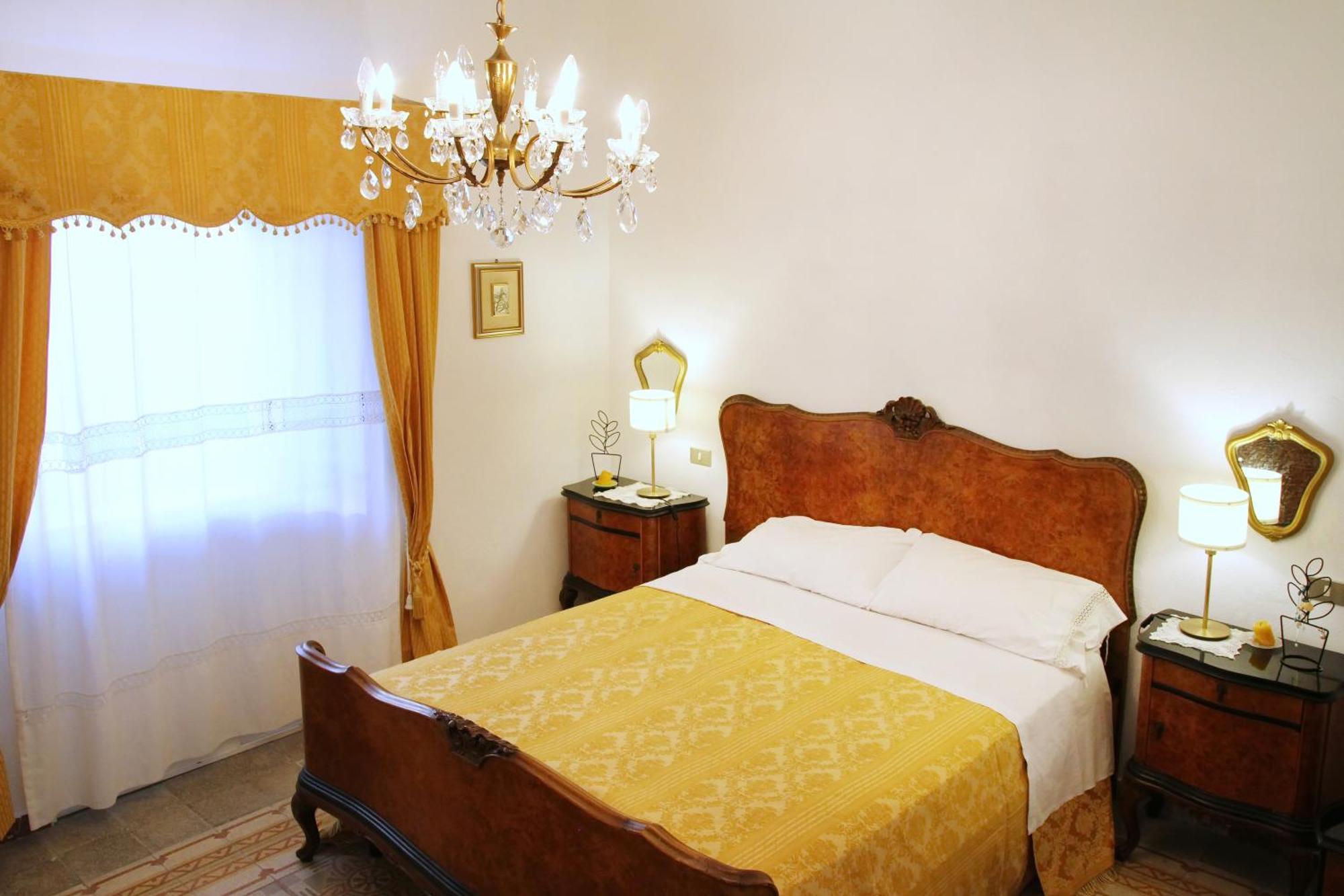 Tenuta Petreria 1 con accesso diretto al mare Santo Stefano di Camastra Camera foto