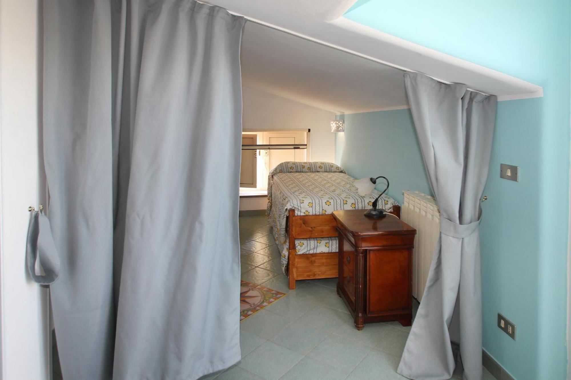 Tenuta Petreria 1 con accesso diretto al mare Santo Stefano di Camastra Esterno foto